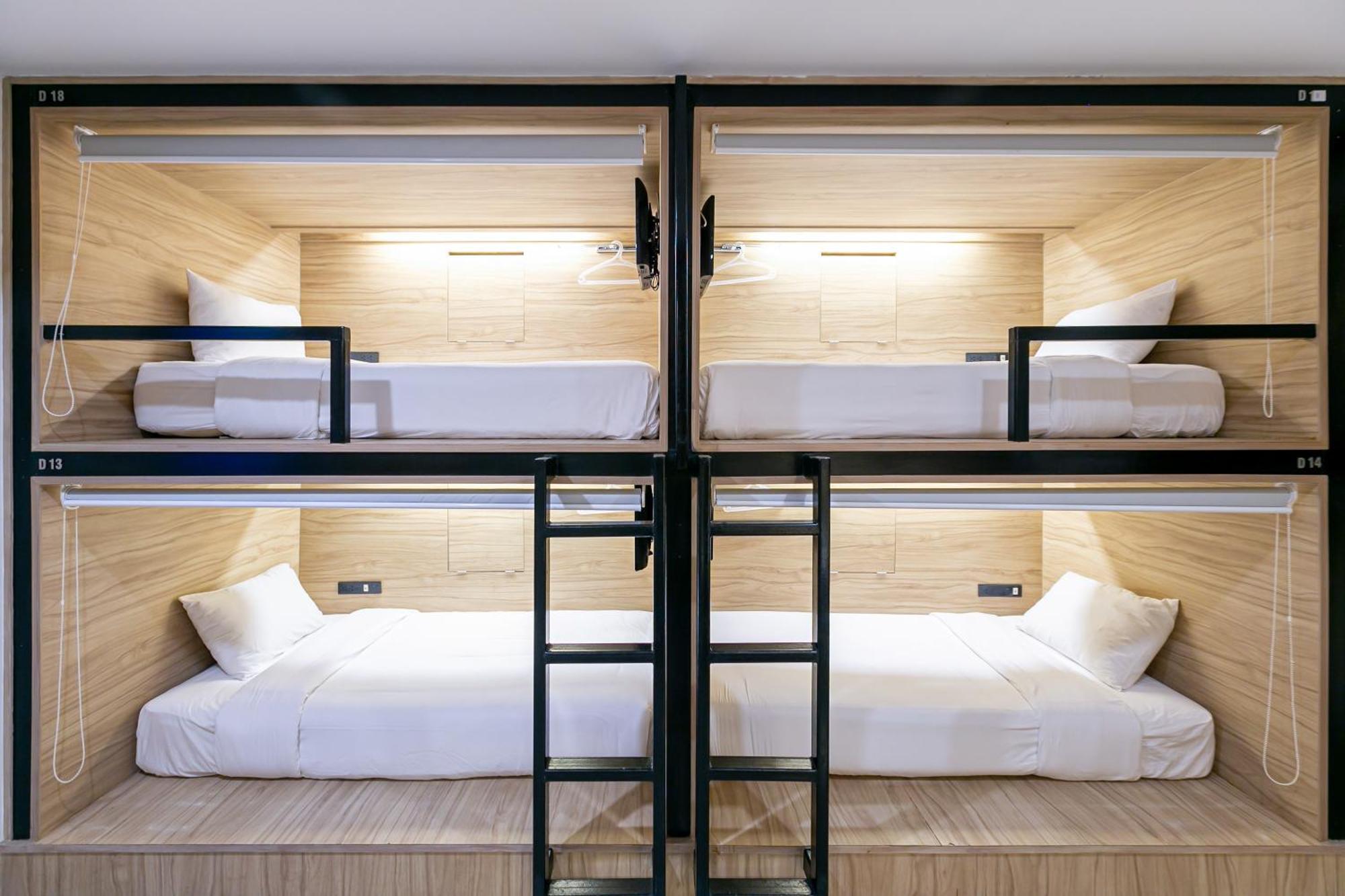 The Bedrooms Hostel Pattaya Exterior photo