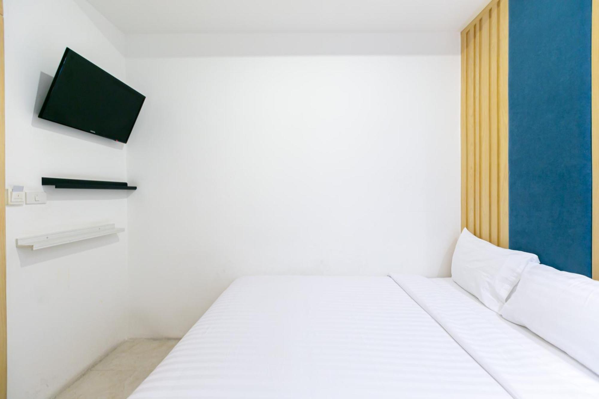 The Bedrooms Hostel Pattaya Exterior photo