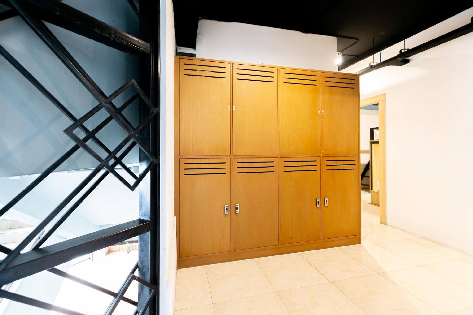 The Bedrooms Hostel Pattaya Exterior photo