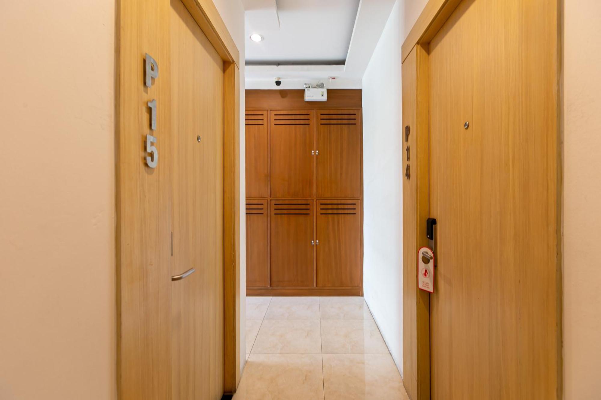 The Bedrooms Hostel Pattaya Exterior photo
